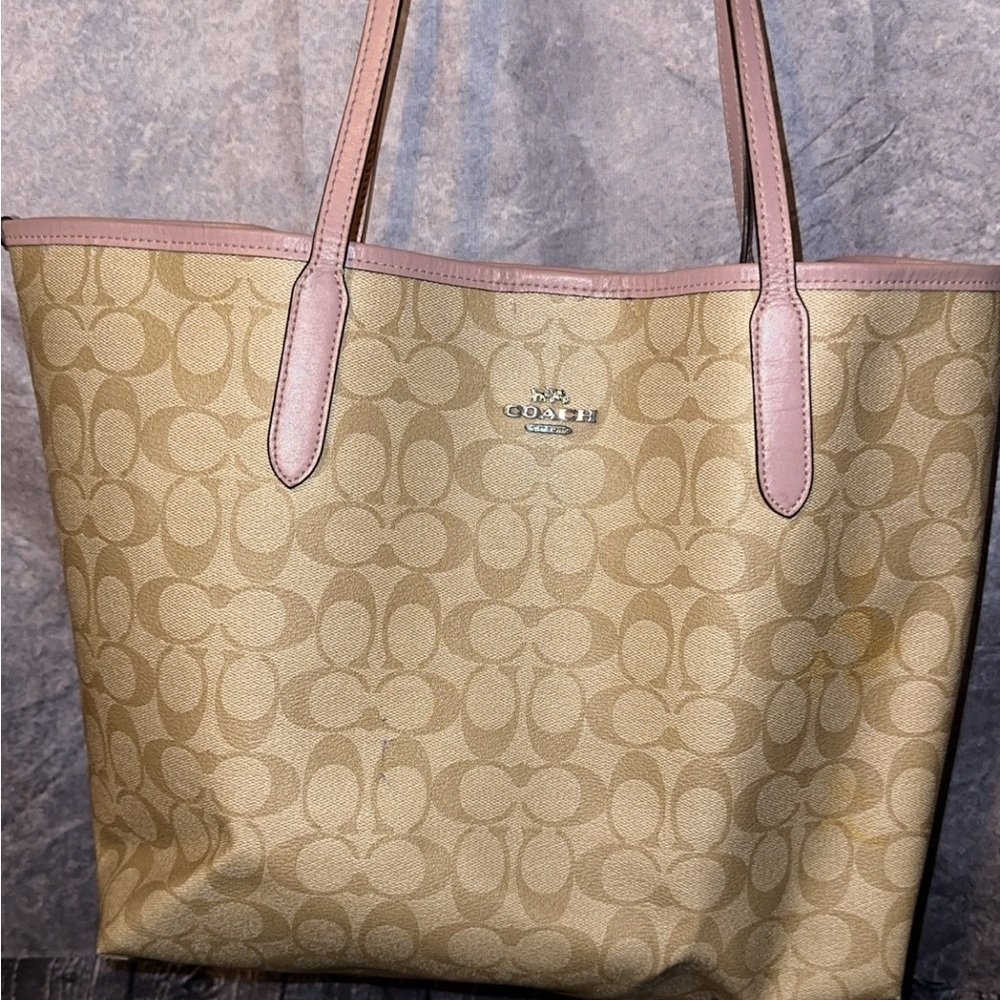 Coach handbag